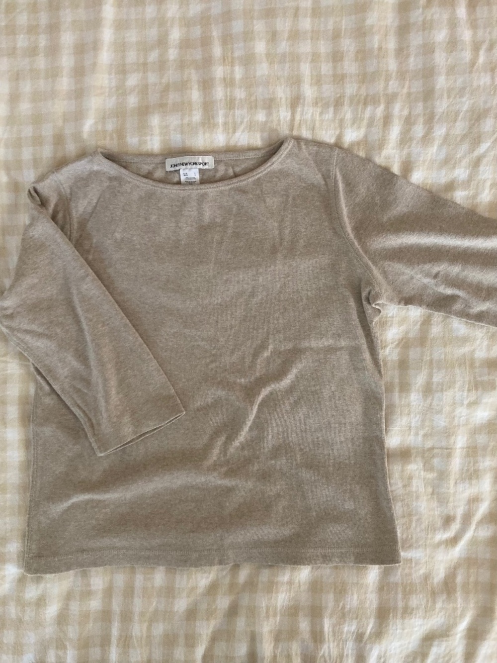 Vintage oatmeal colored tee, 3/4 sleeves, L